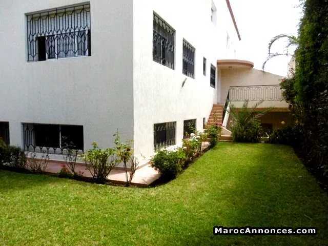 Villa à louer de 450 m² - sidi maarouf - الدار البيضاء