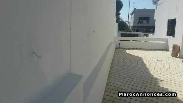 Villa a louer a casablanca - الدار البيضاء (2)