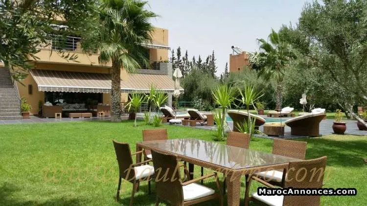 Villa a route de fes - مراكش (2)