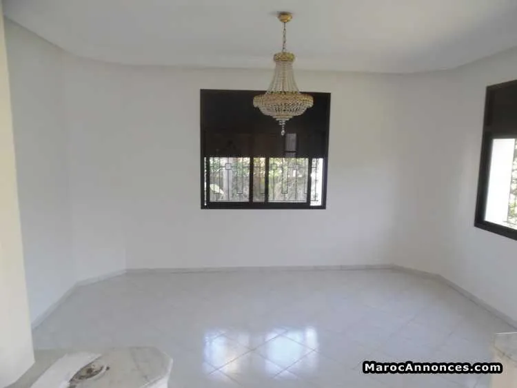 Villa en location à hay riad - الرباط