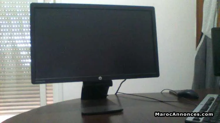 Station de travail hp z600 avec  écran 23 pouces - الرباط