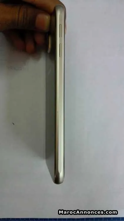 Samsung galaxy s6 gold - الجديدة (3)