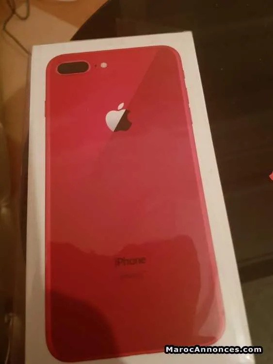 Iphone 8 plus rouge - بوزنيقة