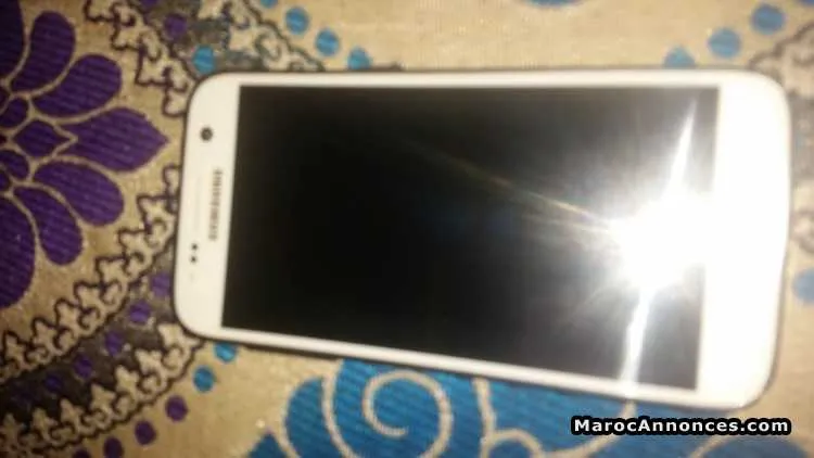 S7 blanc officiel 32g accessoires et carton - الدار البيضاء (3)