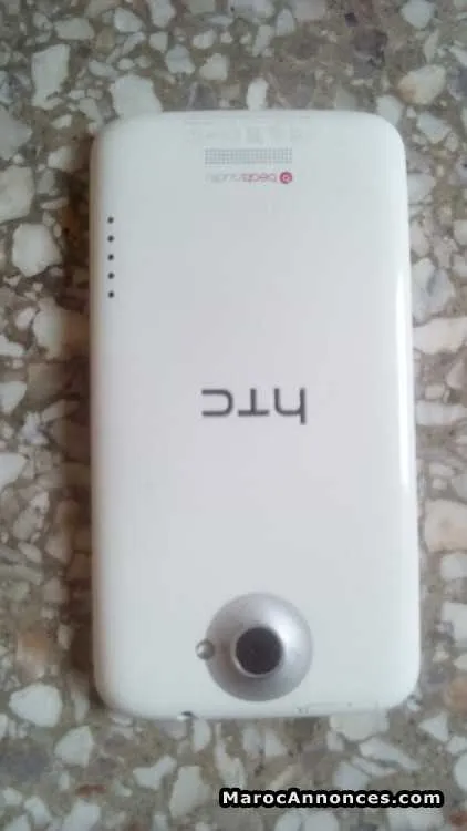 Htc one x 32 gb en vente - مكناس (3)