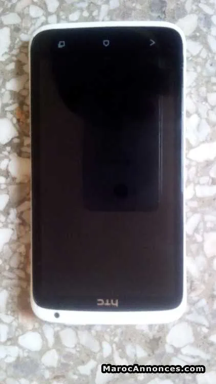 Htc one x 32 gb en vente - مكناس (2)