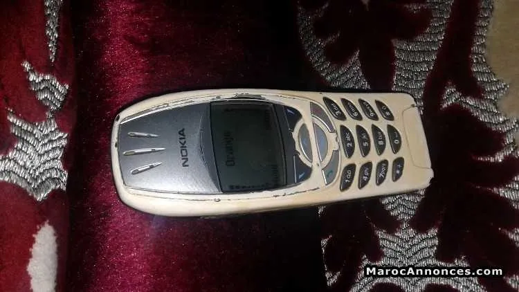 Nokia 6310i enti gps et qui conection avec voiture - الدار البيضاء
