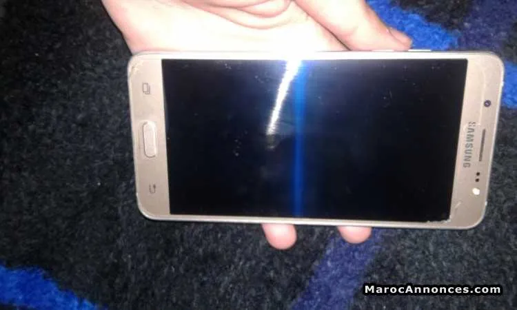 Samsung galaxy j5 6 (2016) gold - الدار البيضاء (2)