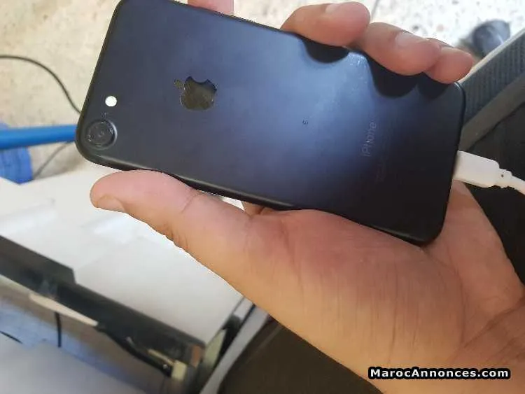 Iphone7 128go noir mat - الدار البيضاء (2)