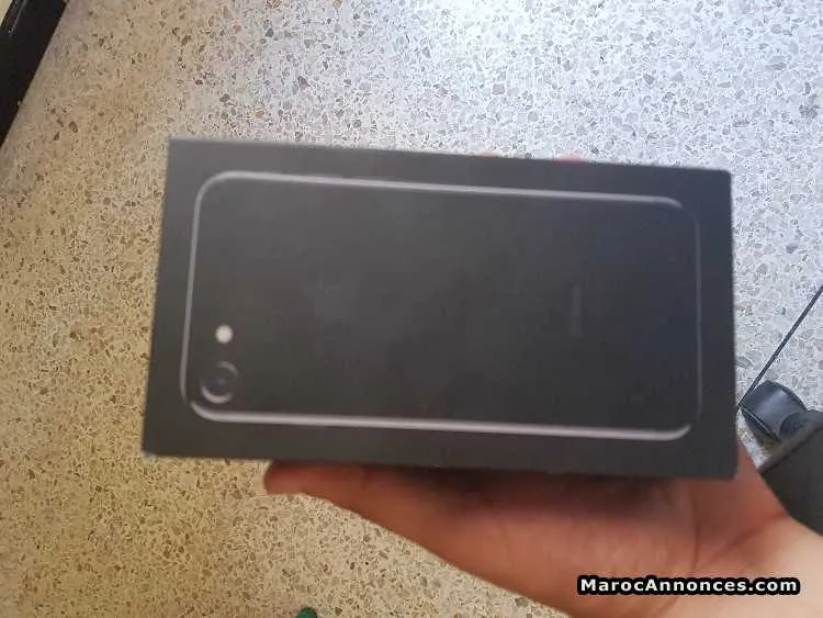 Iphone7 128go noir mat - الدار البيضاء (3)
