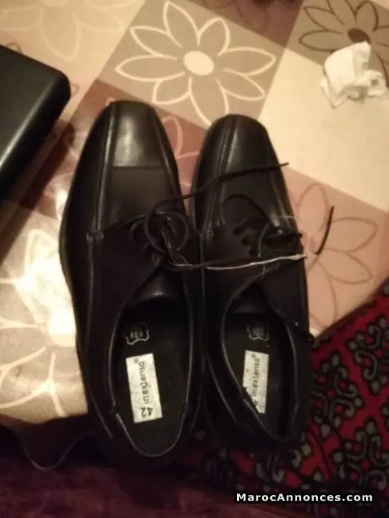 Chaussure de la classe extenso - الدار البيضاء