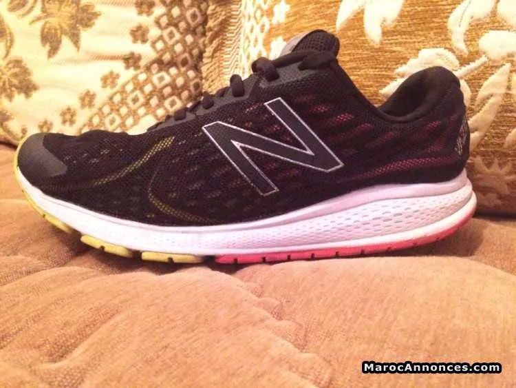 Espadrille newbalance taille 44 - الدار البيضاء