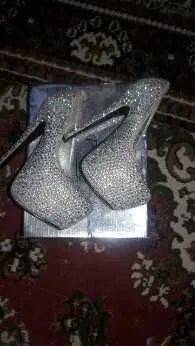 Ventes des chaussures argente - الرباط