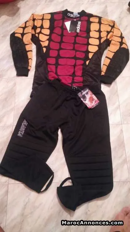 Tenus adidas - مراكش