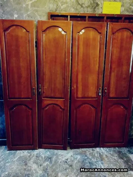 Placard / armoire bois massif - الدار البيضاء