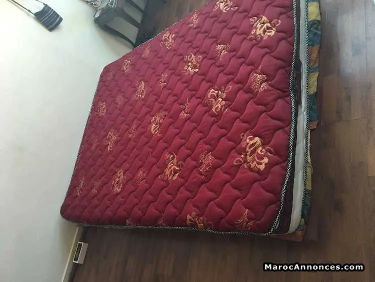 Matelas richbond neuf 1m90 x 1m40 - الدار البيضاء