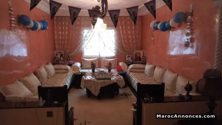 Salon marocain presque neuf - سلا