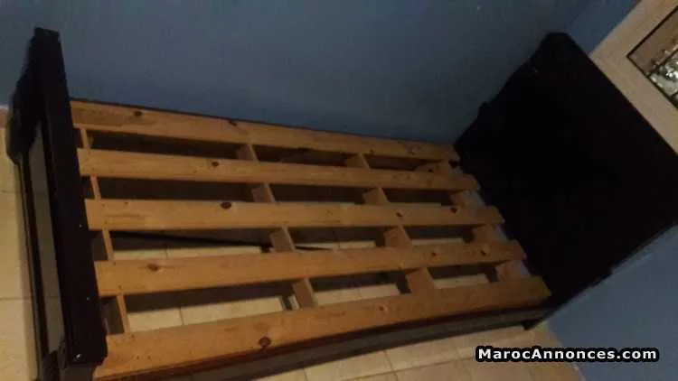 2 lit en bois - طنجة