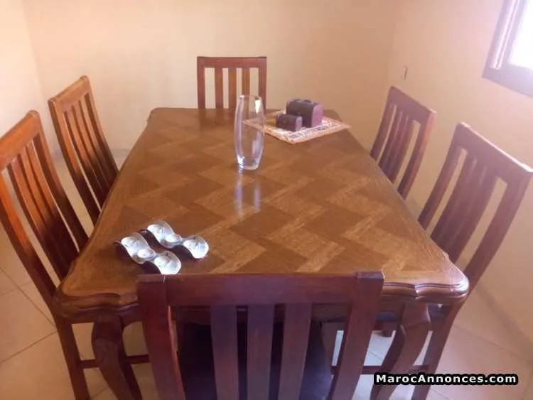 Table salle a manger - الدار البيضاء