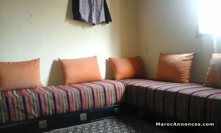 Salon en l 265*195 cm nouveau + 6 oreillers - الدار البيضاء (2)