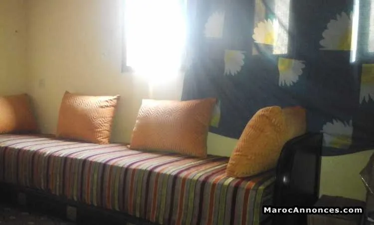 Salon en l 265*195 cm nouveau + 6 oreillers - الدار البيضاء