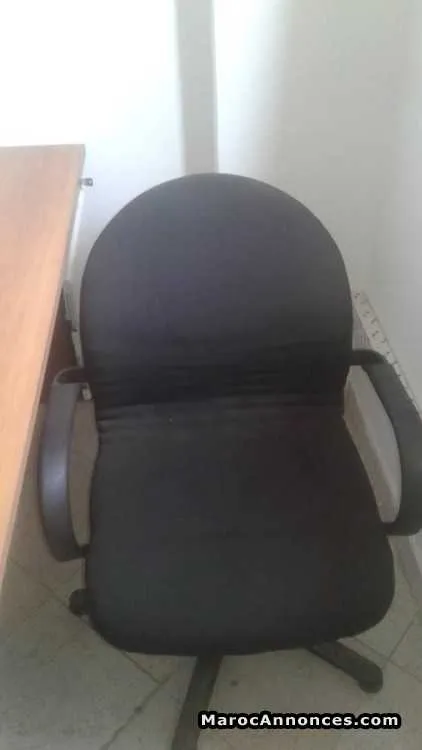 Bureaux et chaises a vendre - الدار البيضاء