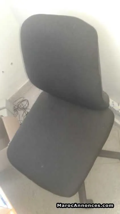 Bureaux et chaises a vendre - الدار البيضاء (2)