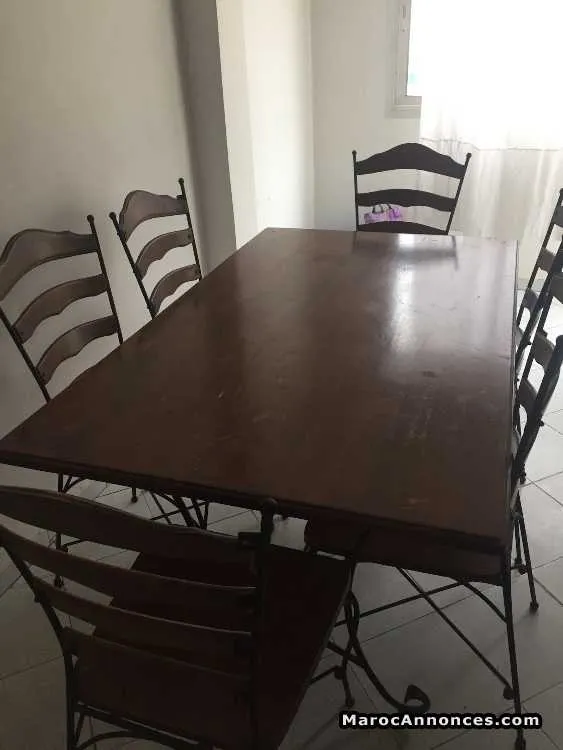 Table salle a manger - الدار البيضاء