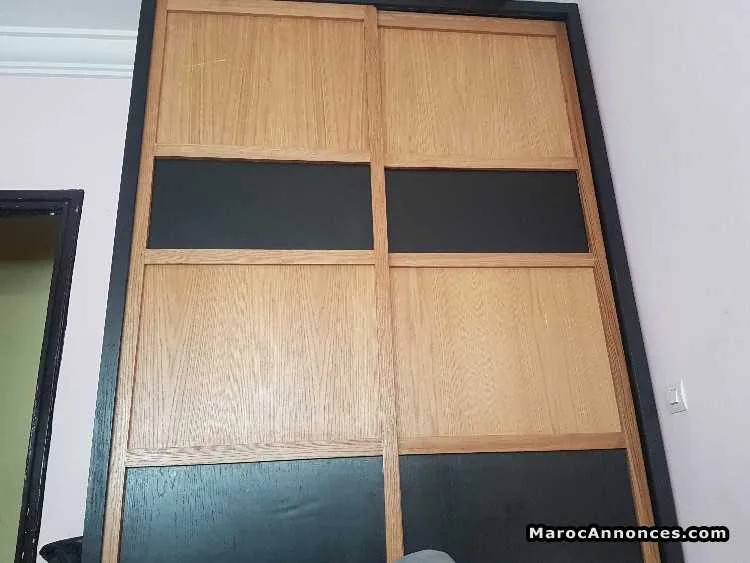 Solide placard en bois massif de chêne - الدار البيضاء