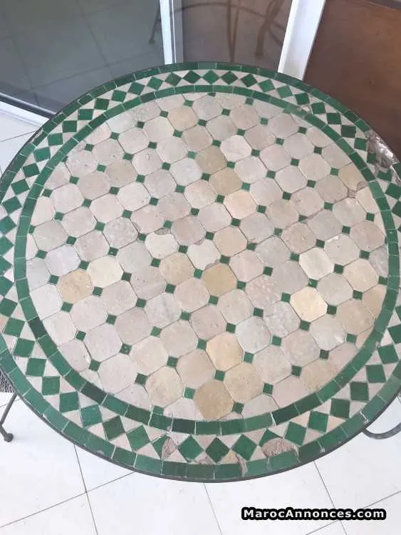 Table à manger & table en fer forgé - الرباط (2)