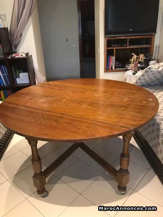 Table à manger & table en fer forgé - الرباط (3)