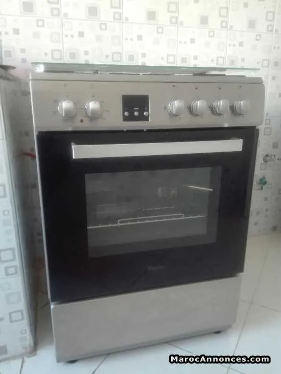 Four electrique avec cuisiniere gaz - طنجة
