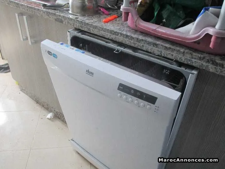 Lave vaisselle faure  12/14 couverts - الدار البيضاء