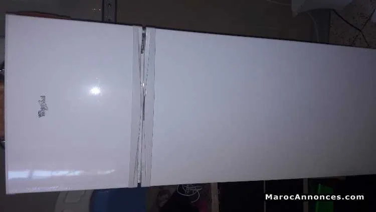 Réfrigérateur whirlpool presque neuf - ورزازات