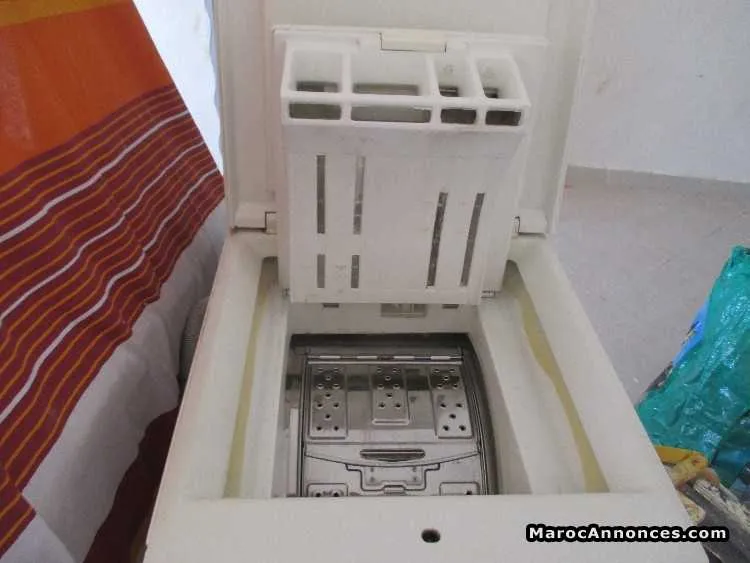 Machine à laver le linge whirlpool 5/6 kilos - الدار البيضاء (3)