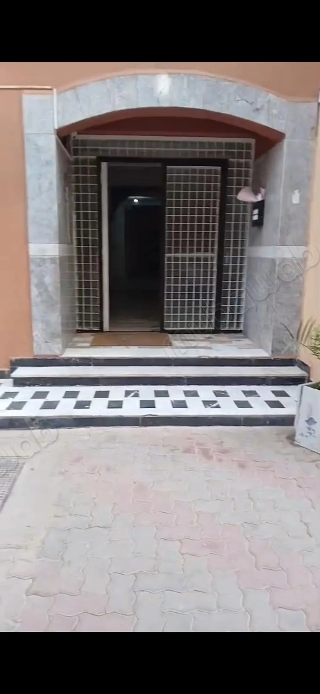 Grand Appartement Rez de Chaussée à Rouidate - مراكش