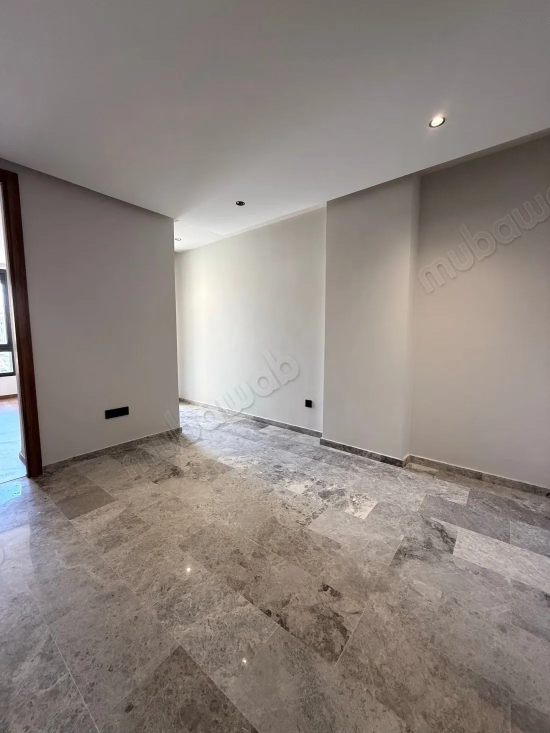 Vend appartement à Derb Ghalef. 1 Pièce. Ascenseur et terras... - الدار البيضاء (2)