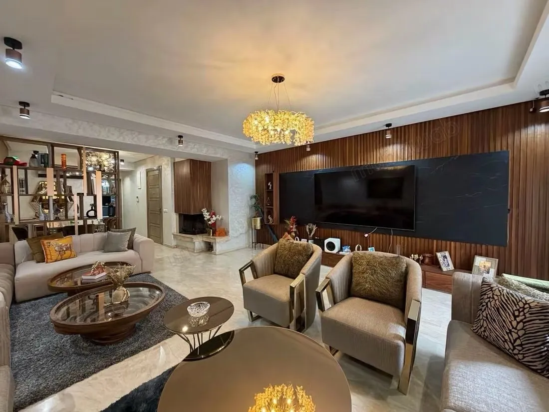 Find an apartment to buy in Triangle d'Or. 3 beautiful rooms - الدار البيضاء