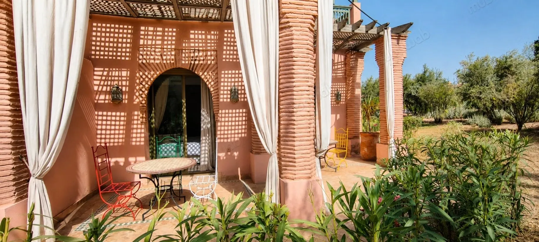 Appartement rénové en rez de jardin – Palmeraie - مراكش (2)