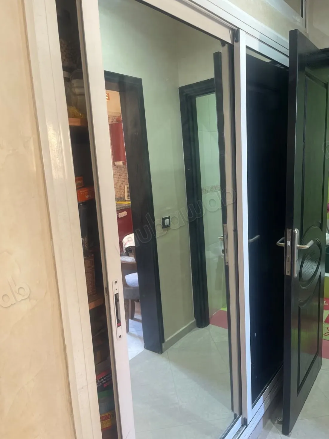 Appartement meublé de 137 m², 3ème étage 
Ghandi - الدار البيضاء (2)