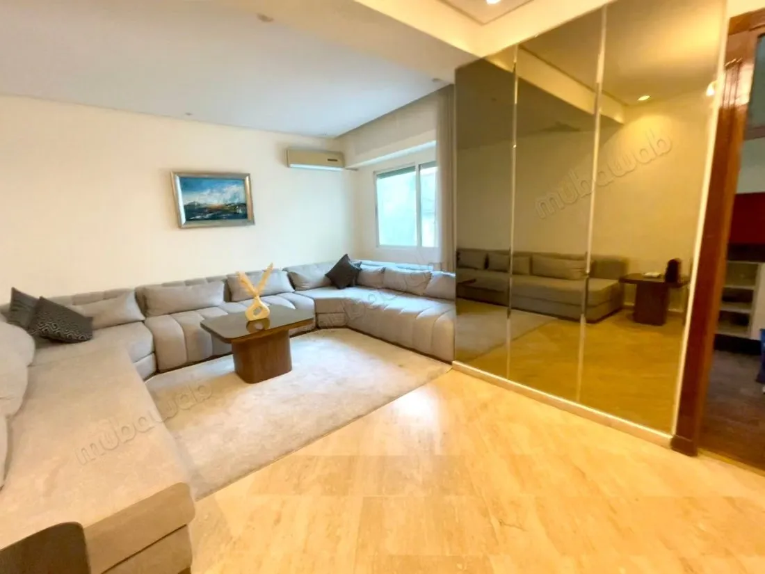 Studio meublé avec terrasse quartier Bourgogne - الدار البيضاء