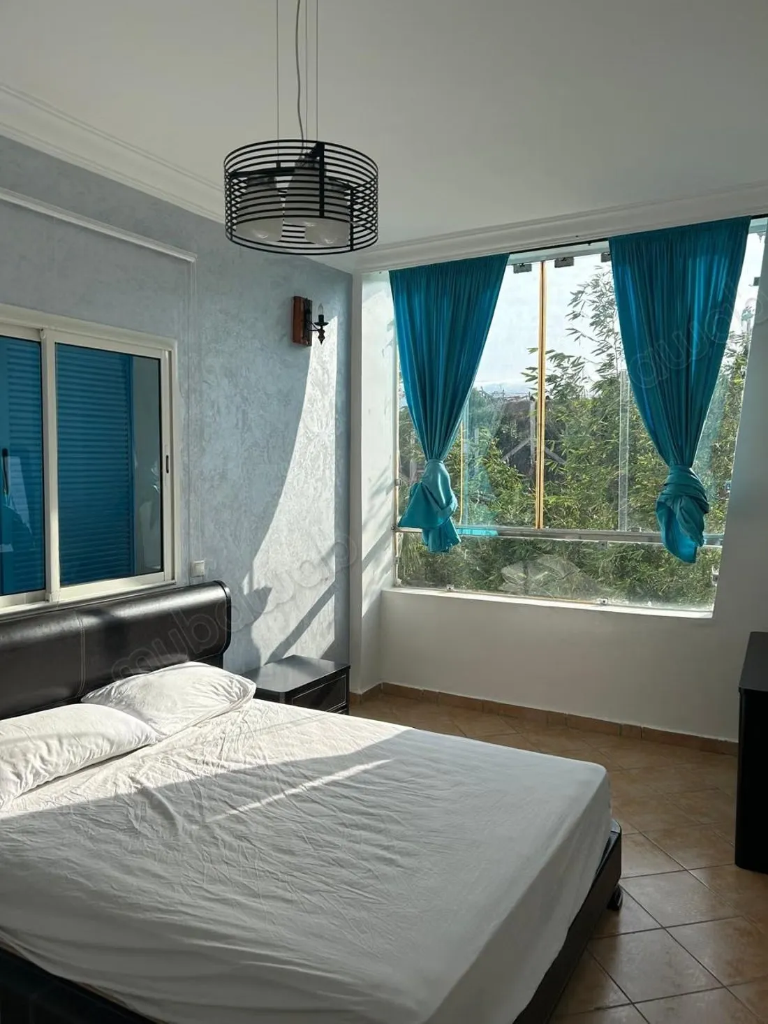 Vente d'un bel appartement à M'Diq. 4 pièces. Meublé - المضيق