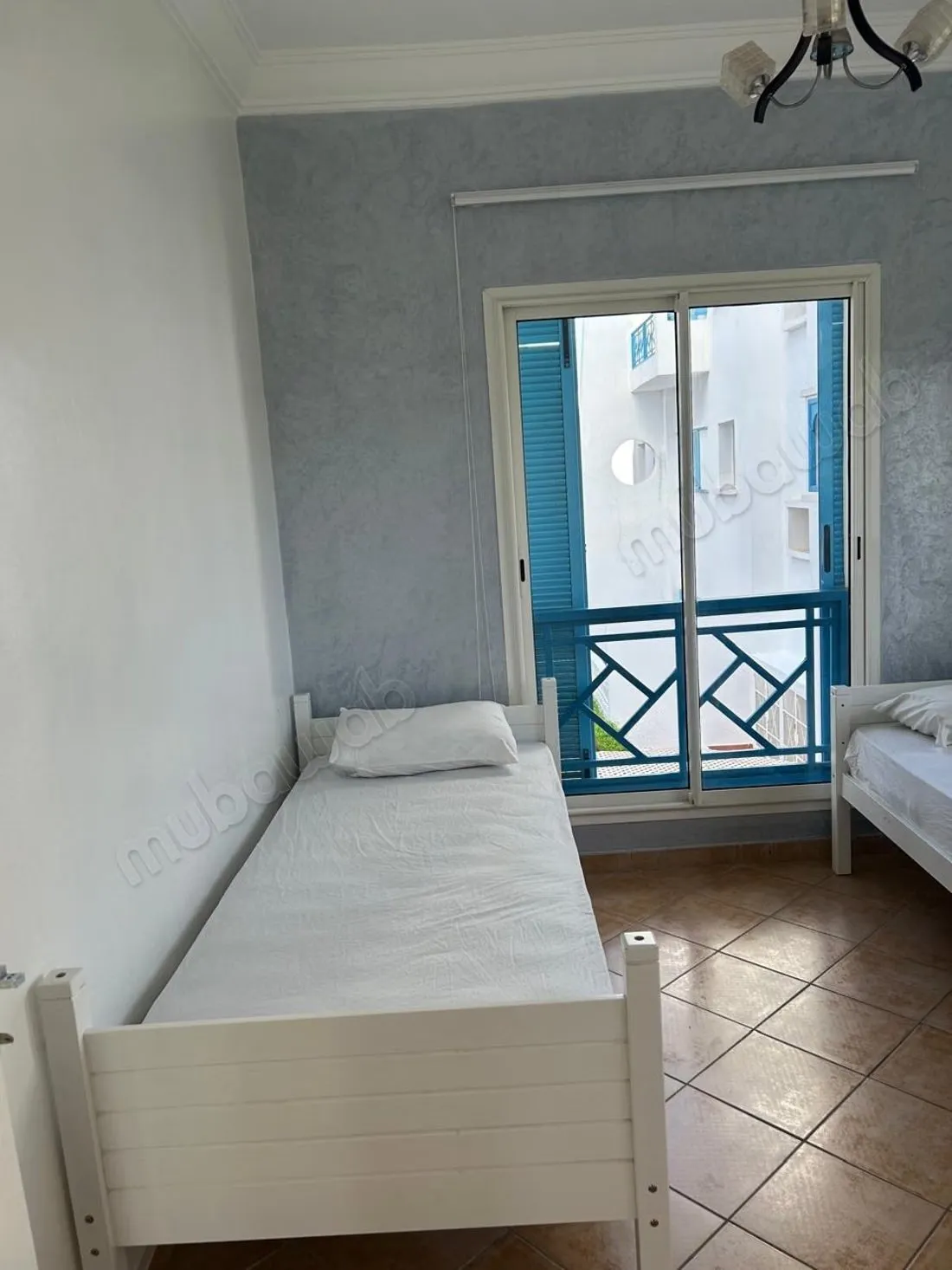 Vente d'un bel appartement à M'Diq. 4 pièces. Meublé - المضيق (3)