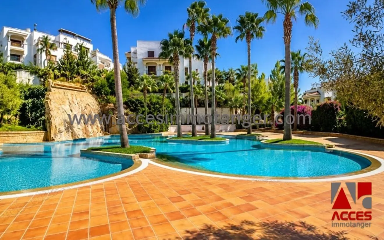 Appartement spacieux non meublé - طنجة