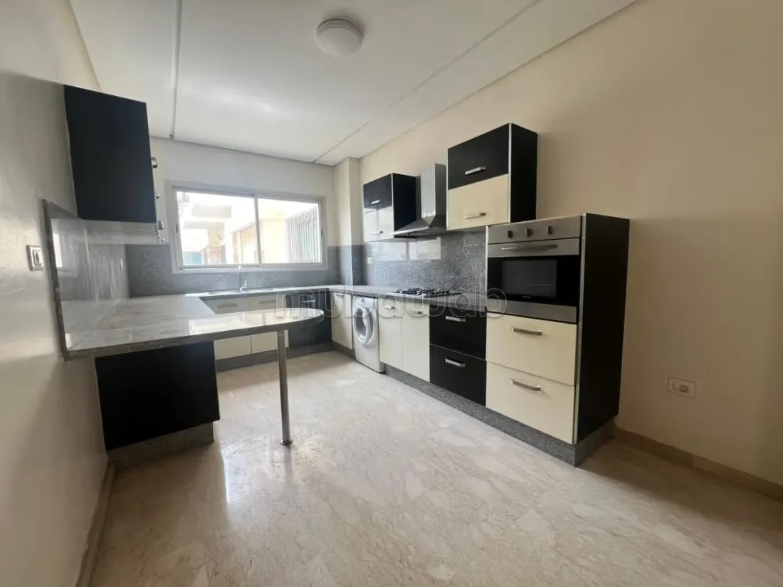 À louer – Appartement 3 pièces à Californie - الدار البيضاء (3)