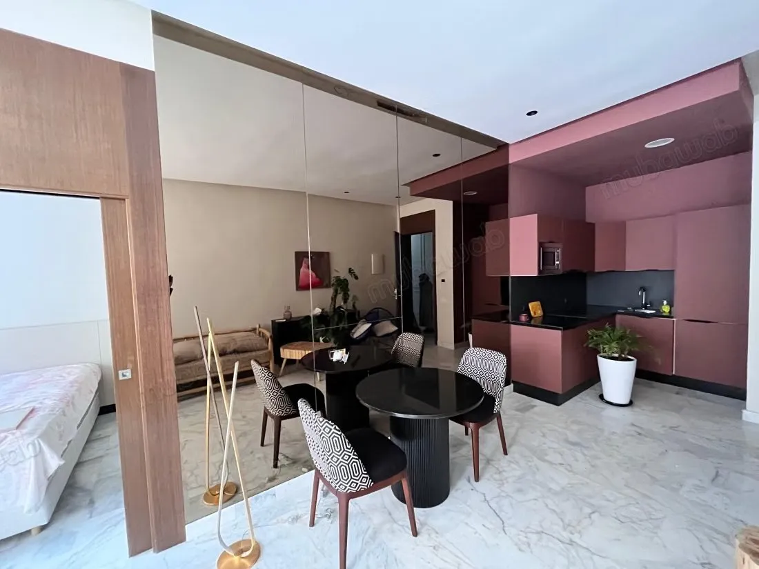 Location d'un appartement à Oasis. 
2 pièces. 
Bien meublé - الدار البيضاء