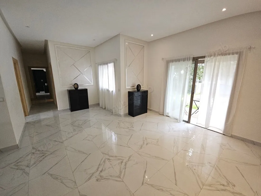 Très Bel Appartement Meublé 3 Chambres à Harhoura - هرهورة (3)