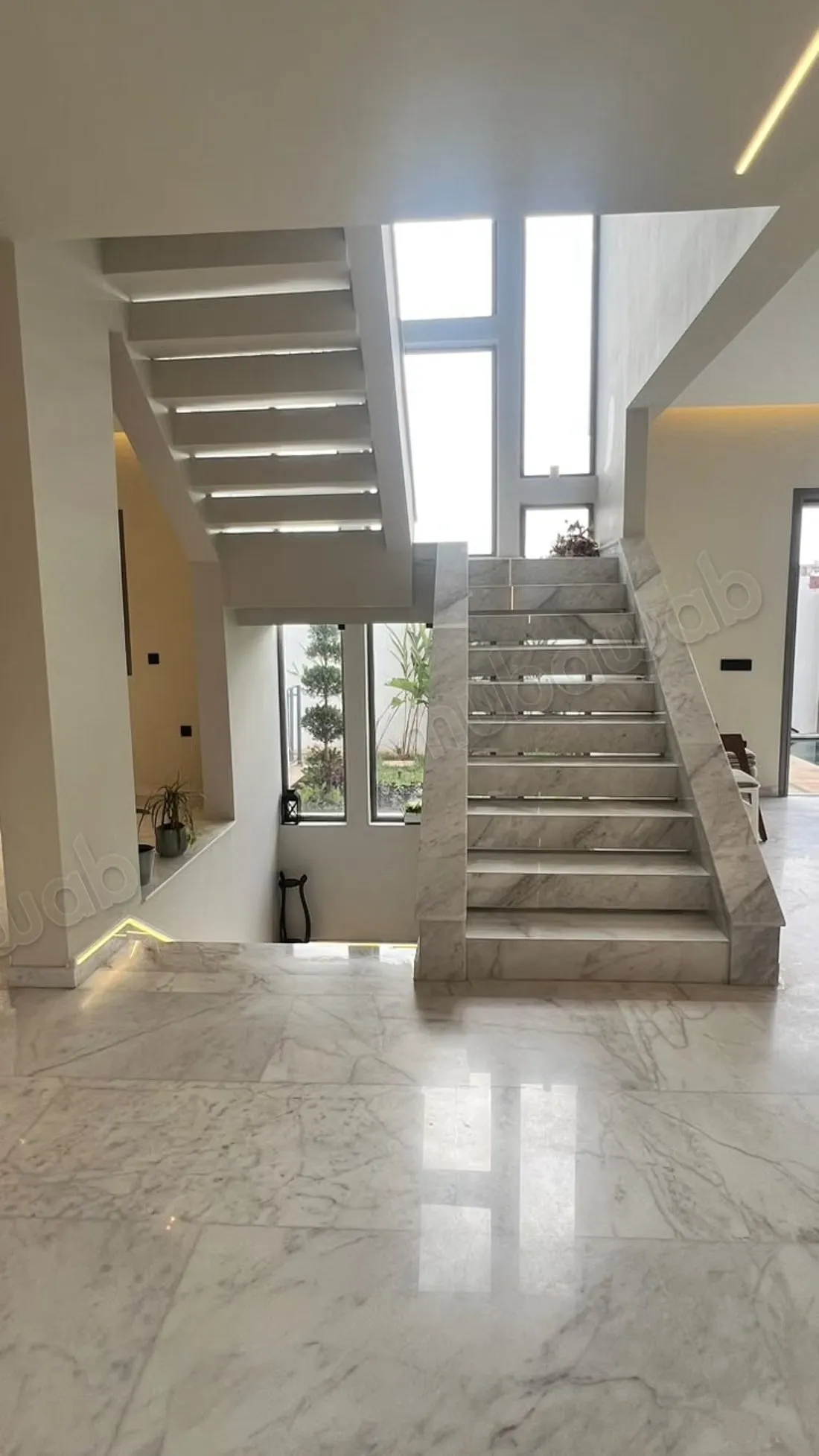 Villa à la rocade avec piscine meublé trés chic - الدار البيضاء (2)