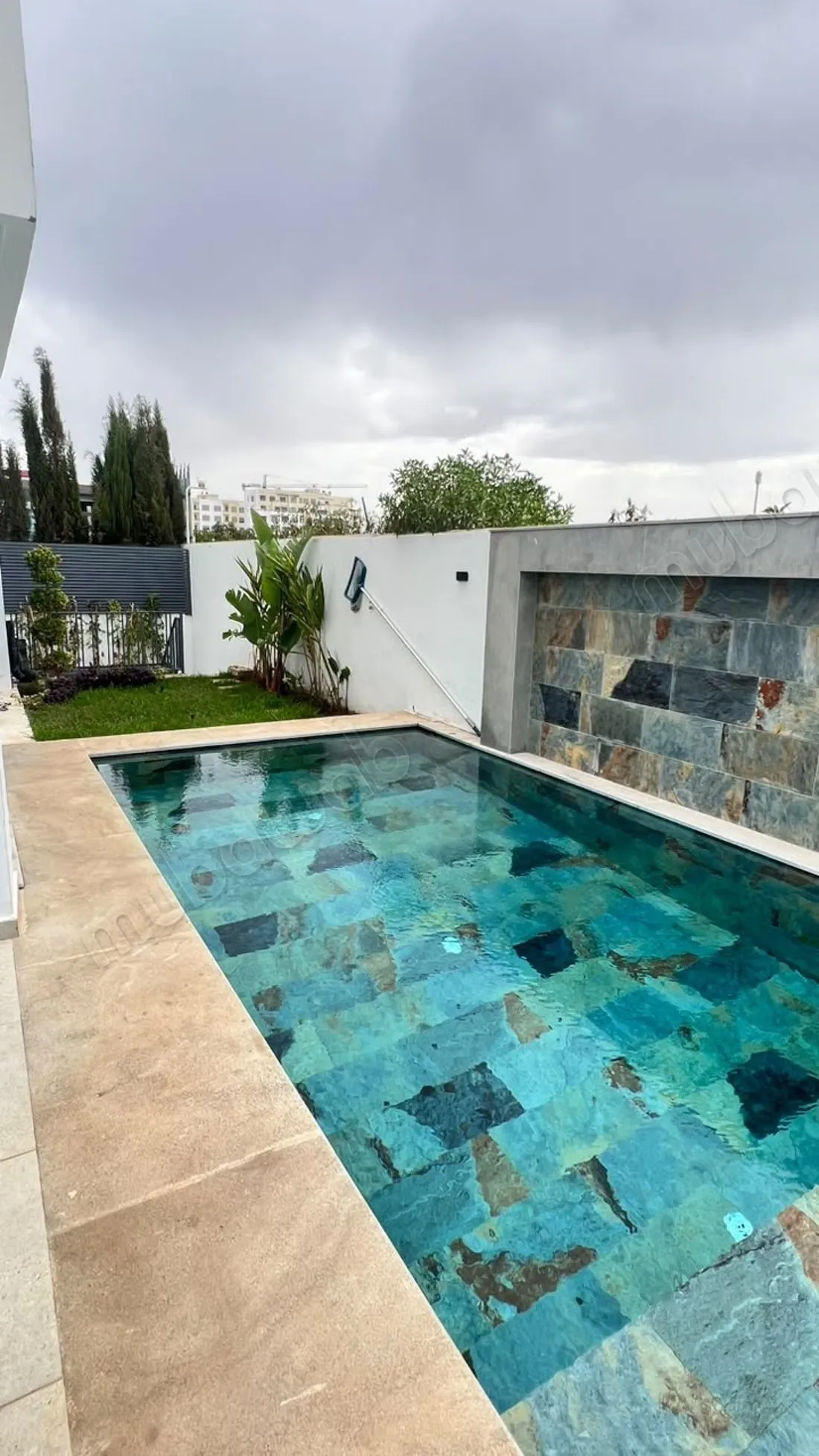 Villa à la rocade avec piscine meublé trés chic - الدار البيضاء