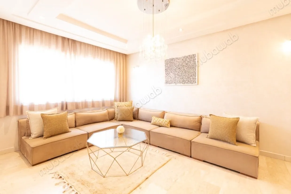 3 chambres tout equipe 
Abdelmoumen 
Casablanca - الدار البيضاء